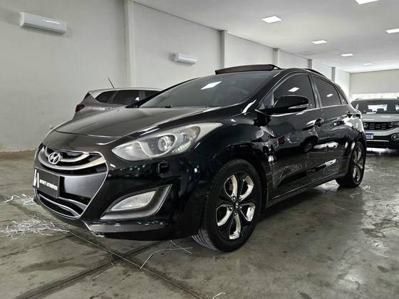 HYUNDAI I30 1.8 MPI 16V GASOLINA 4P AUTOMATICO HYUNDAI I30 1.8 MPI 16V GASOLINA 4P AUTOMATICO
